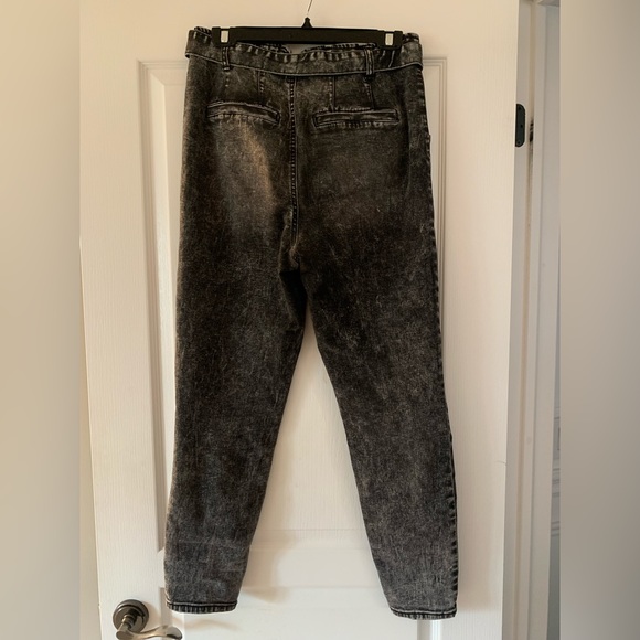 Fashion nova “All wrapped up” jeans in size 11 - Picture 2 of 7
